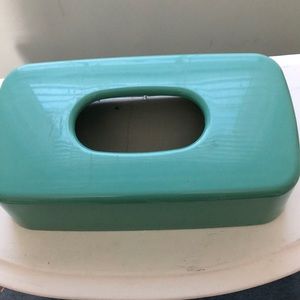 Vintage tissue box green